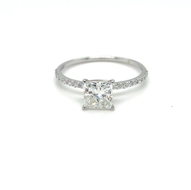 Princess Solitaire — Engagement Rings — Maison d'Éclat